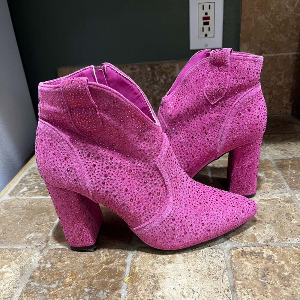 Pierre Dumas Pink Rhinestone Ankle Bootie High Heeled Western Boot Womens 8.5
